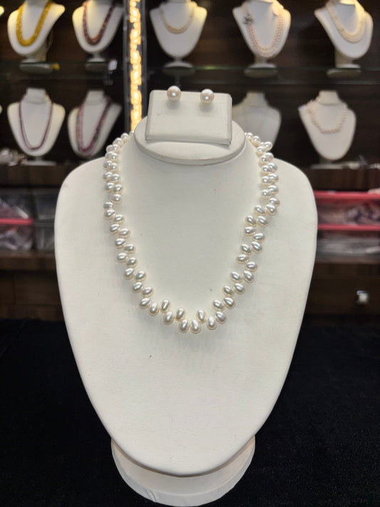 Classic White Pearl Beaded Necklace