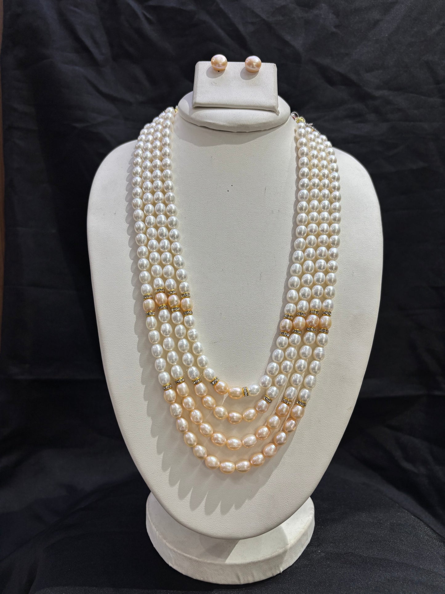 Luxury 5-Line Freshwater Pearl Necklace Set in White & Peach
