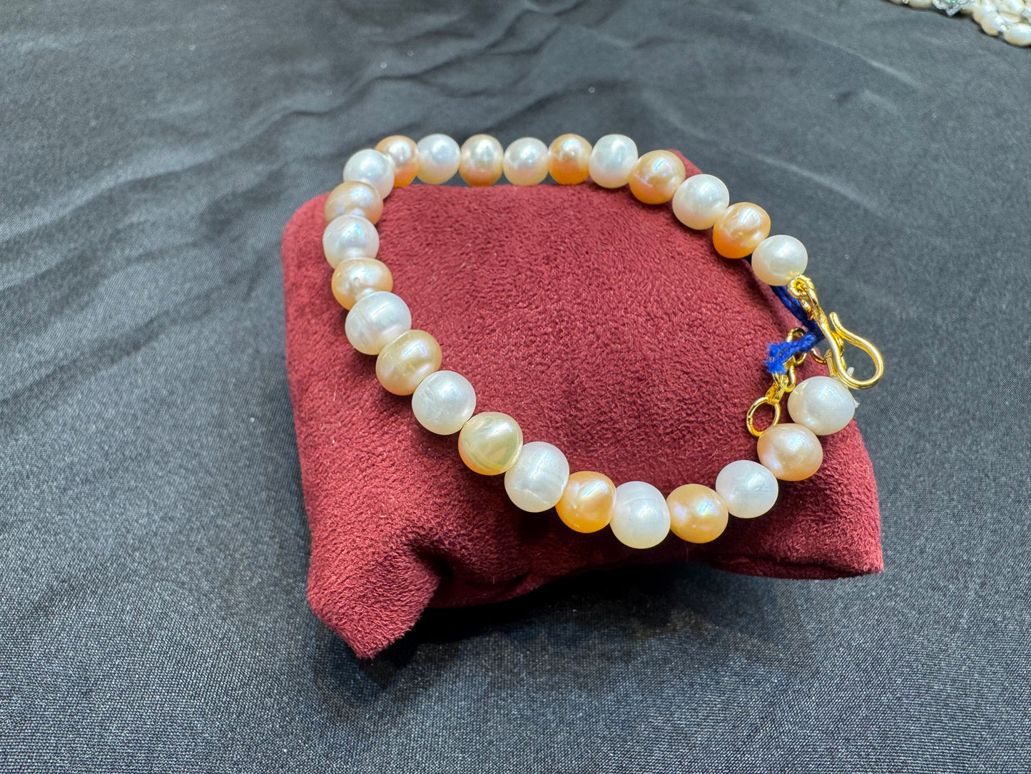 Rainbow round pearl bracelet