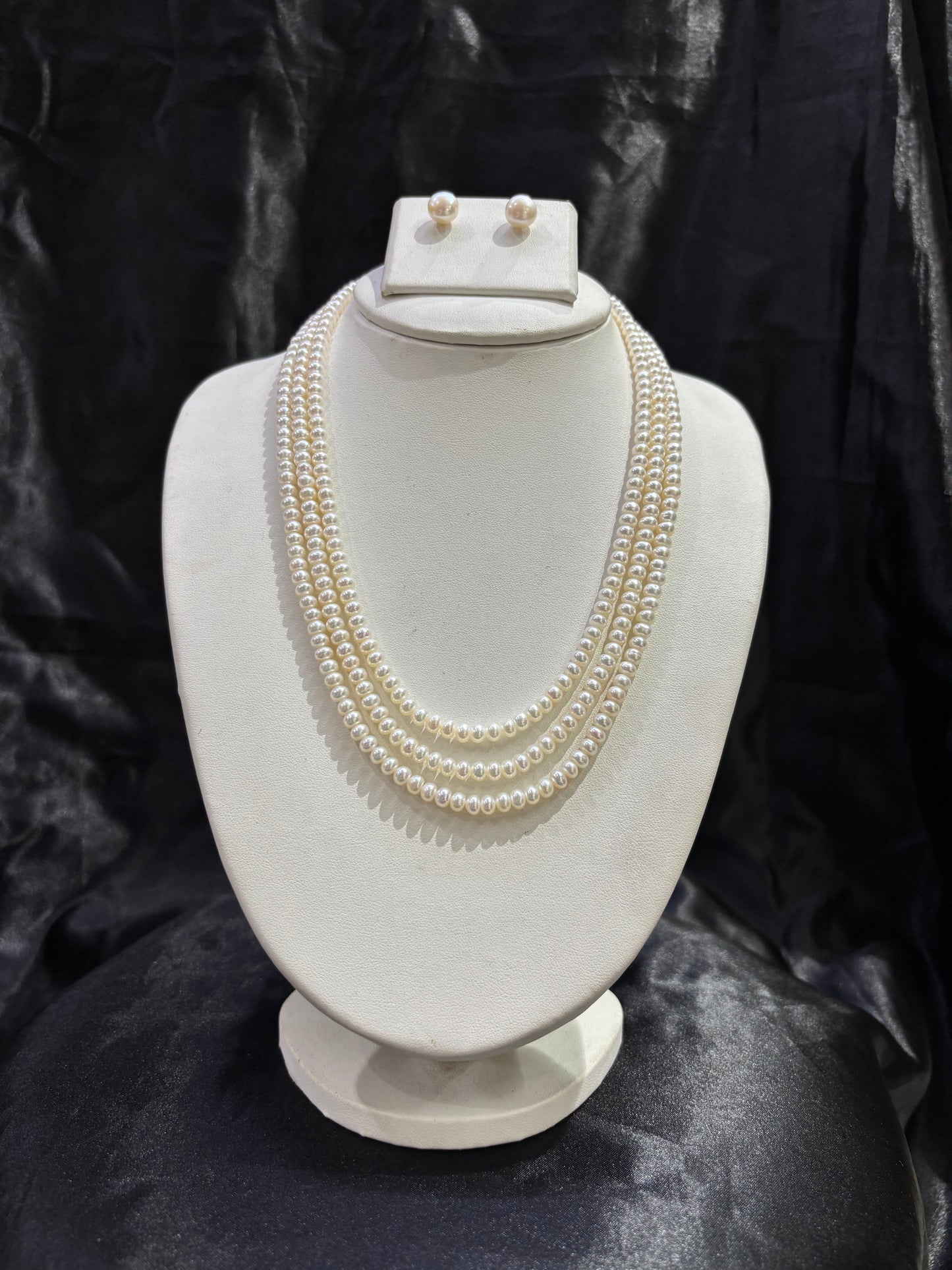 Luxury Triple Layer Freshwater Pearl Necklace Set