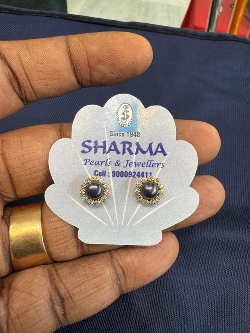 Black Pearl Floral Stud Earrings – Code 7004