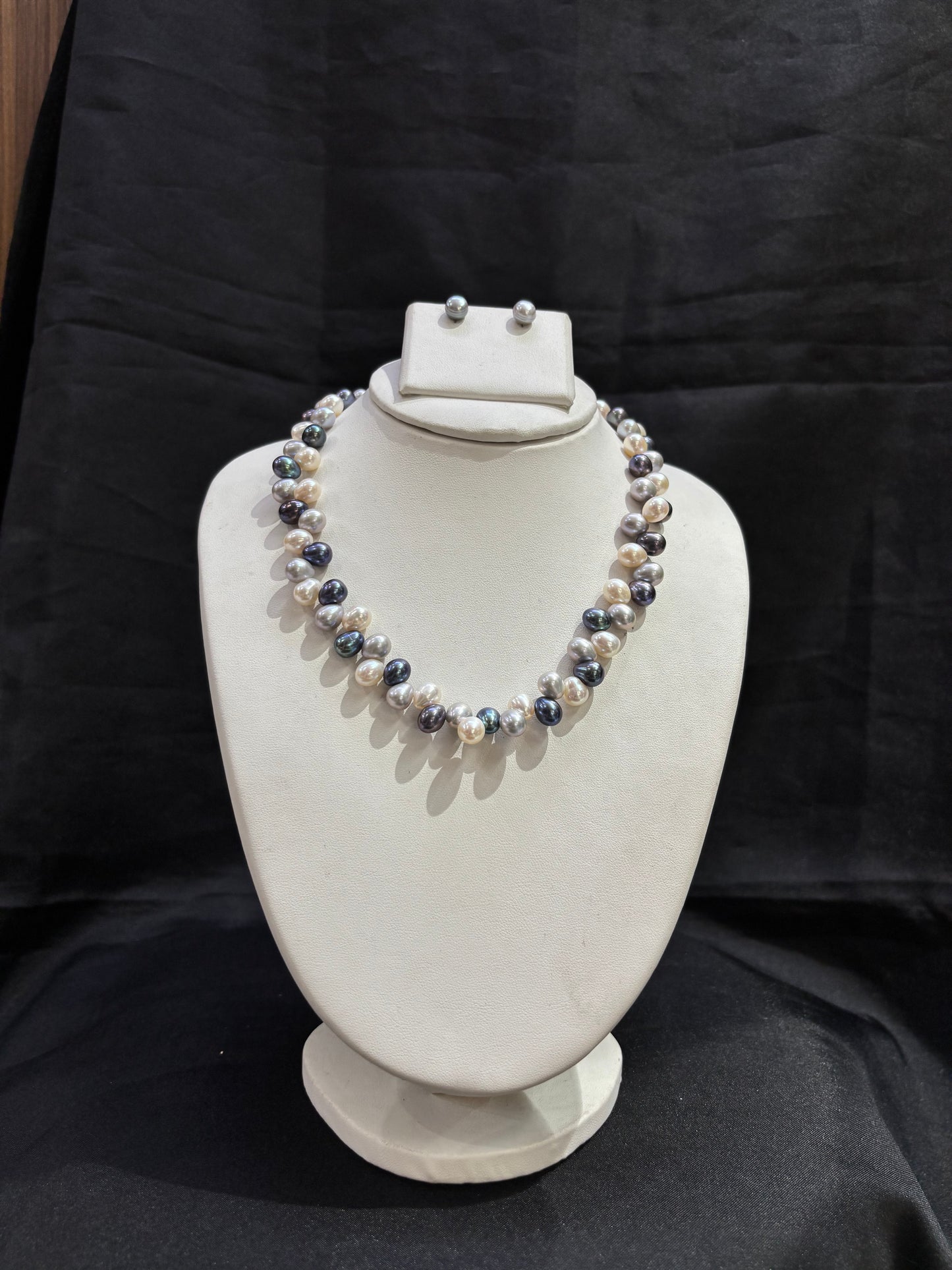 Multicolor Freshwater Pearl Necklace Set