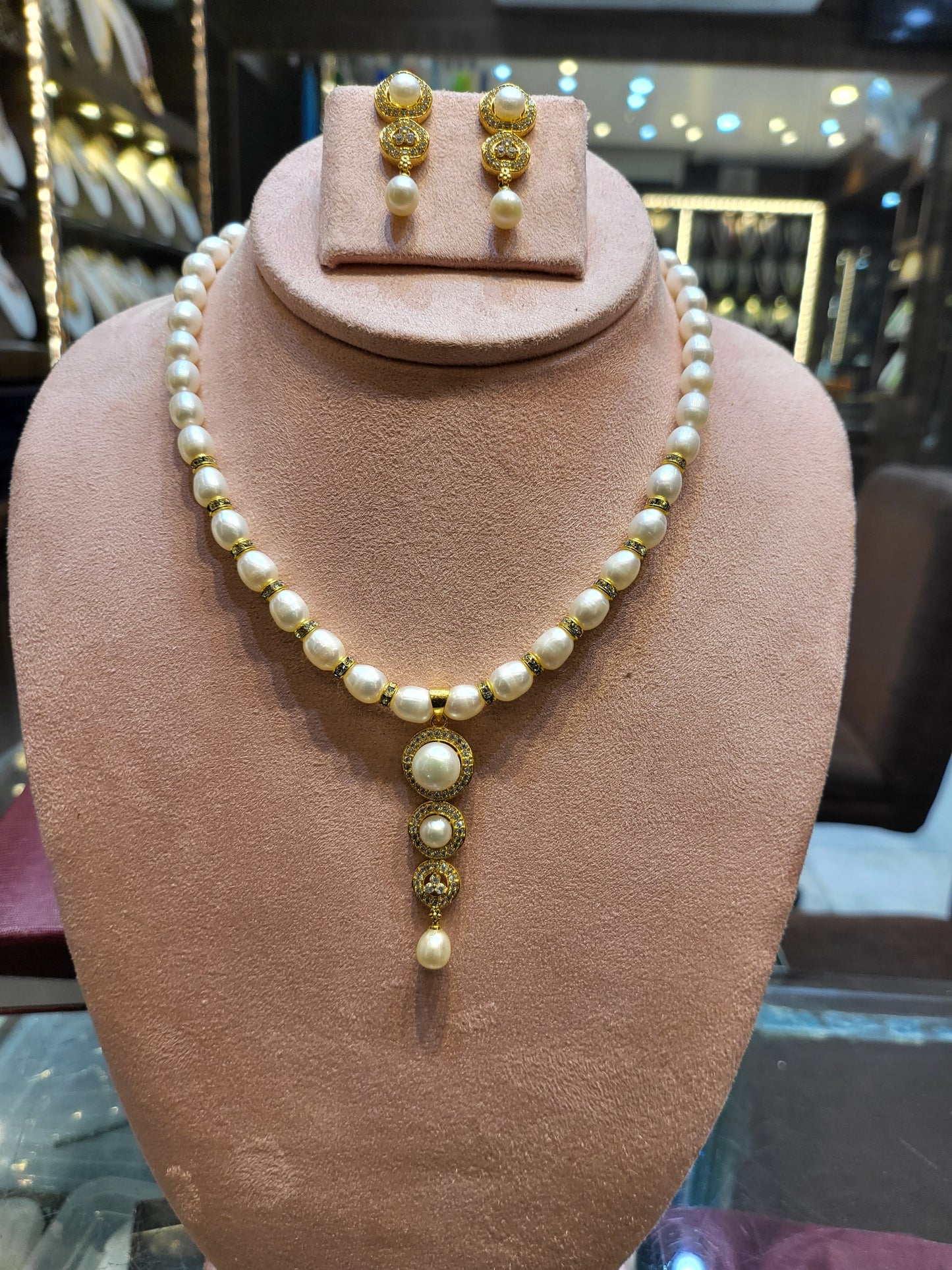 Elegant Pearl Necklaces | Freshwater Real Pearls