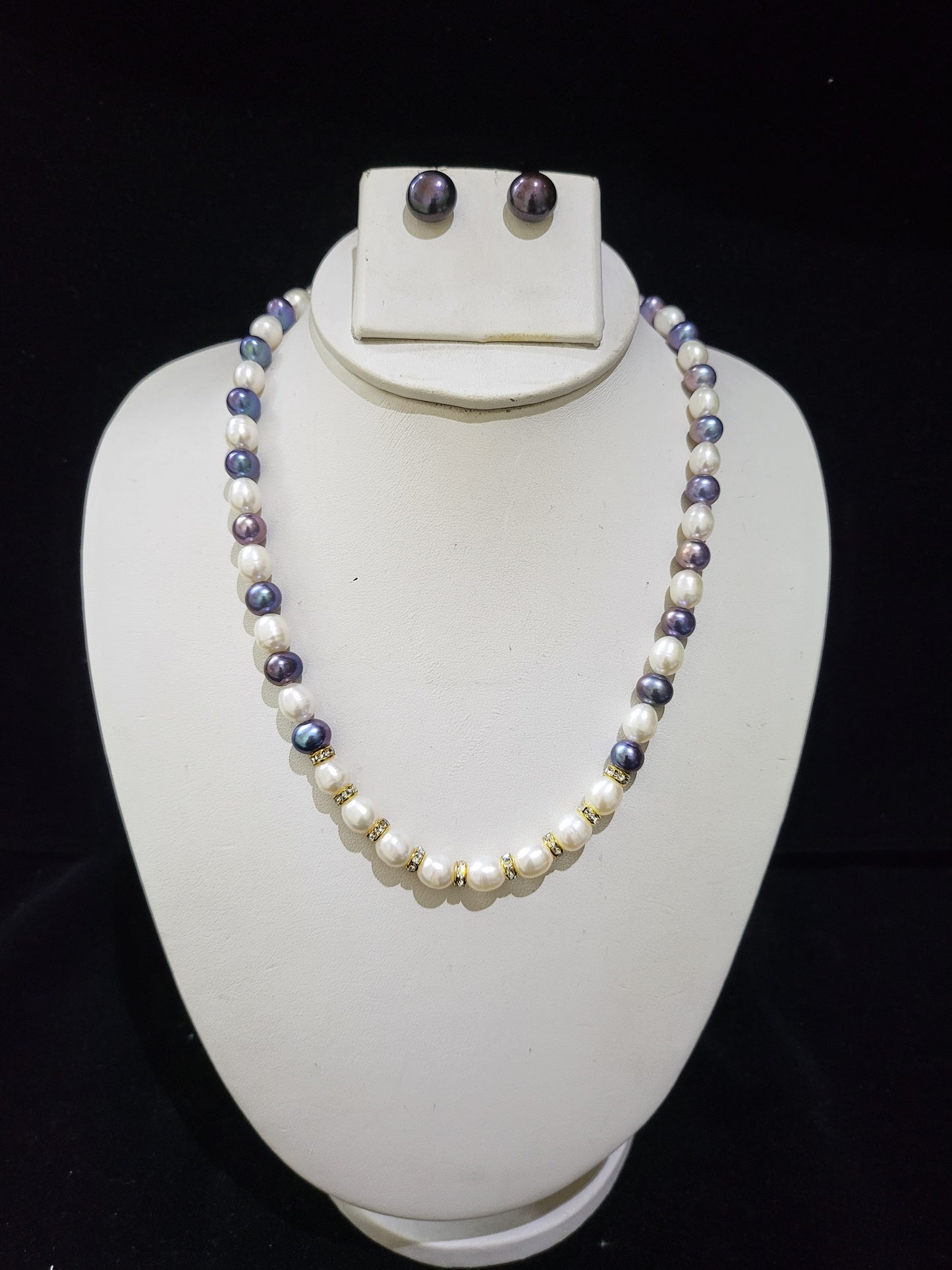 Premium Real Pearls Necklace | White & Grey Pearls