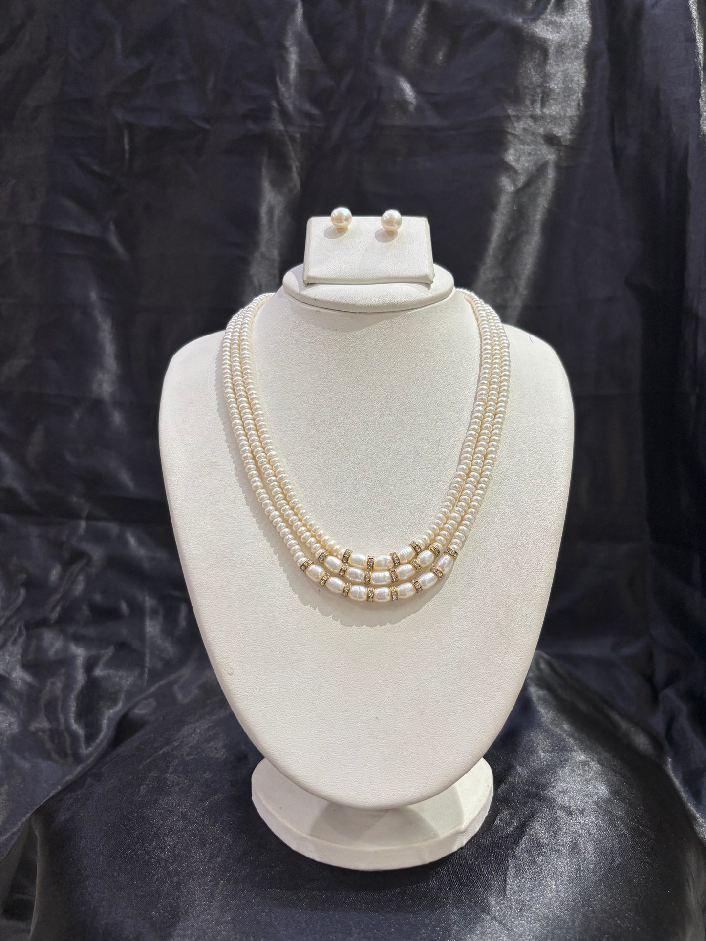 Royal Four Layer Freshwater Pearl Necklace Set