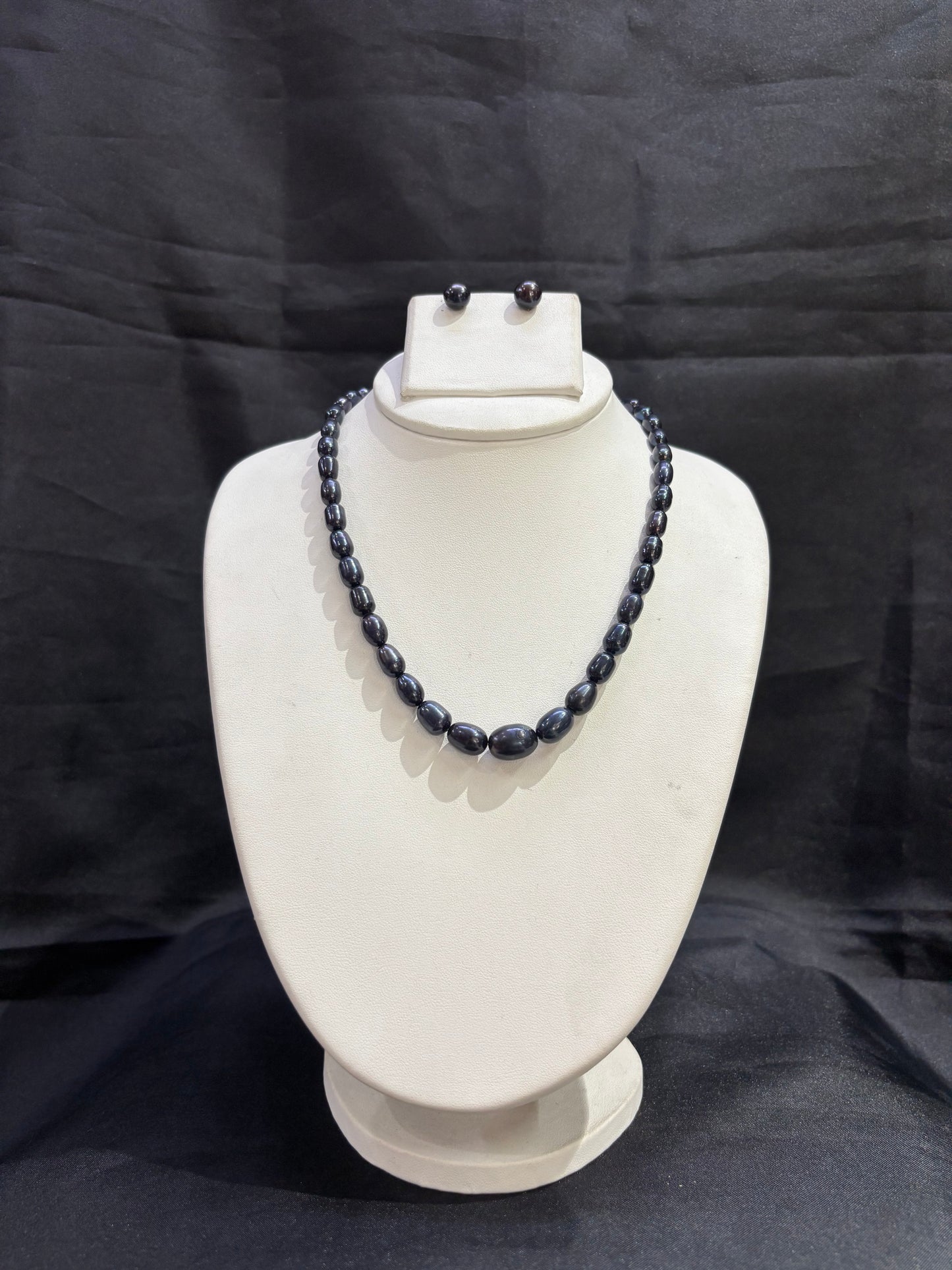 Premium Black Oval Freshwater Pearl Necklace Set – Code 50060