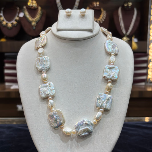 Irregular Pearl Statement Necklace