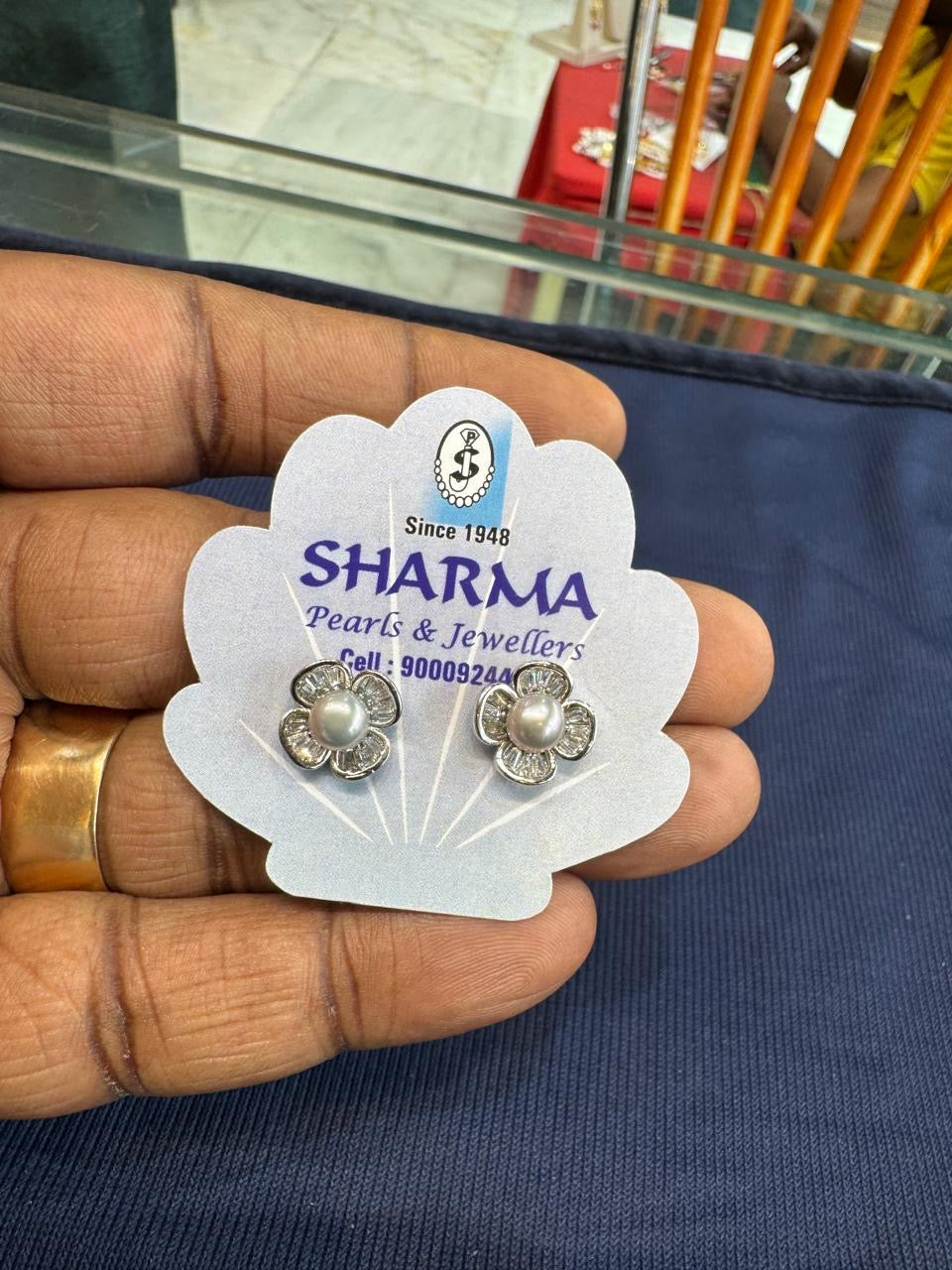 Pearl Flower Stud Earrings