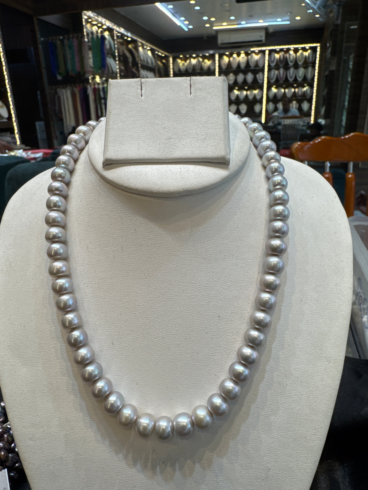 Grey pearl necklace