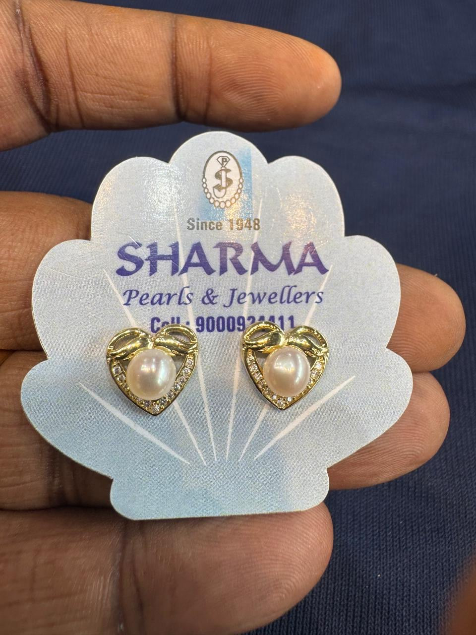 Golden Heart Pearl Stud Earrings – Code 7010