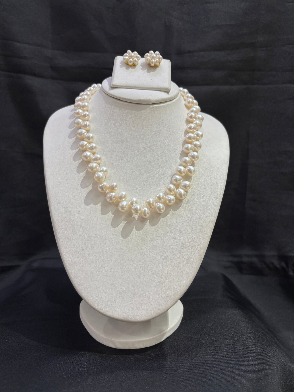 Classic Double-Layer Pearl Necklace Set – Code 50052