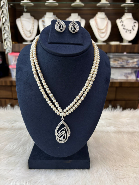 Elegant Pearl Necklace with Earrings Set