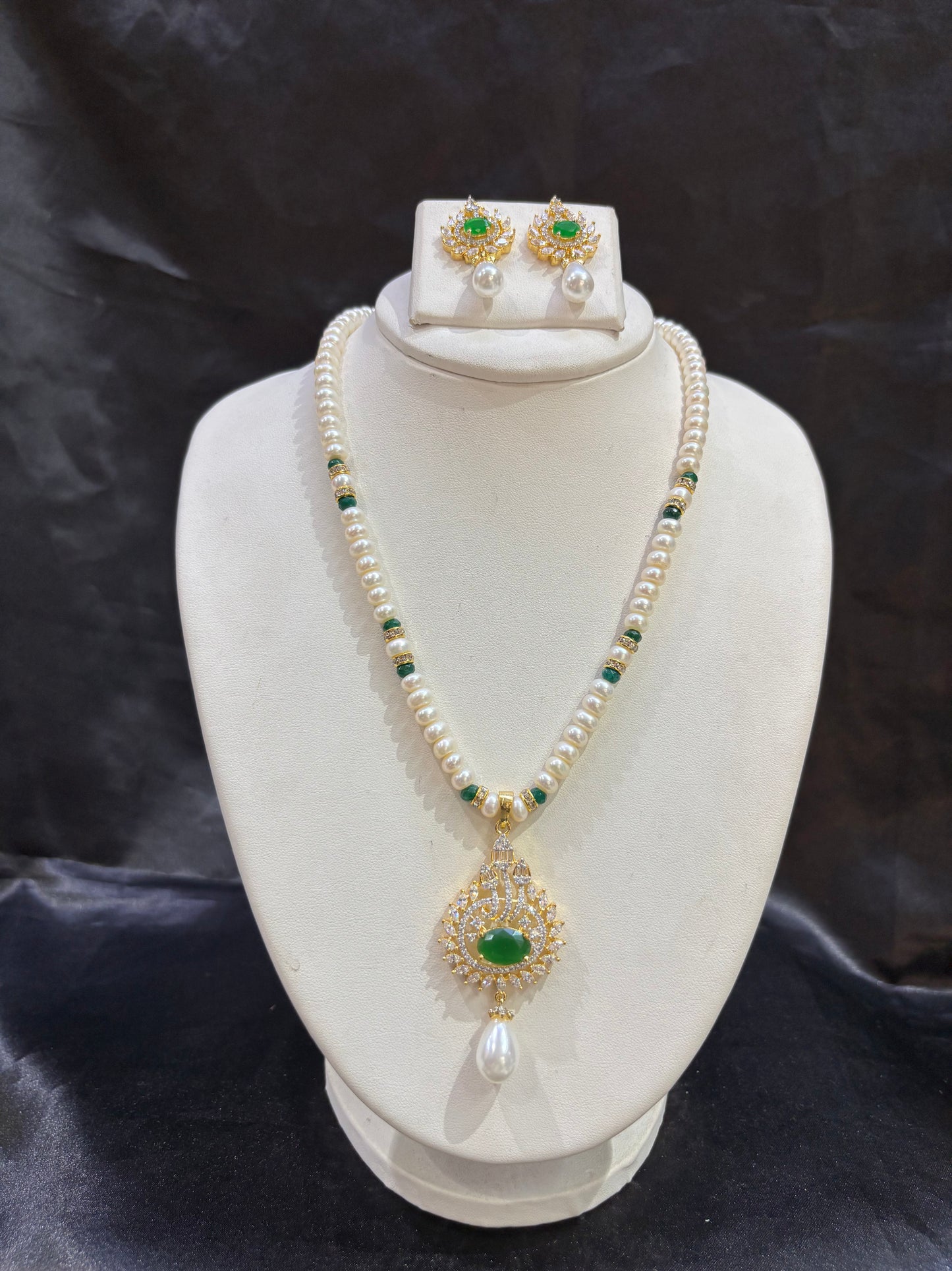 Emerald Green Pearl Pendant Set – Code 50043