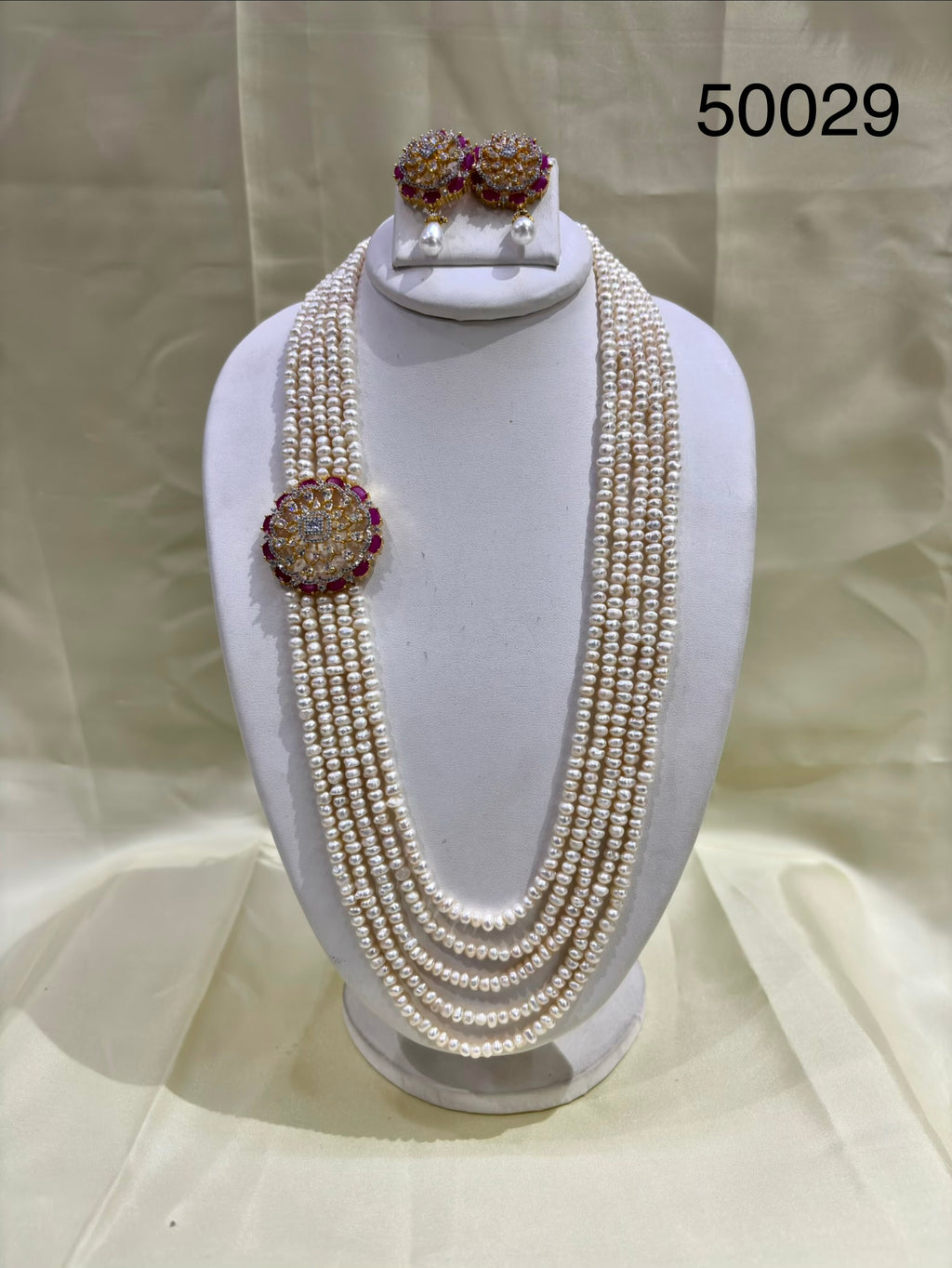 White Pearl Multi-Strand Necklace Set with Ruby-Coloured Floral Motifs