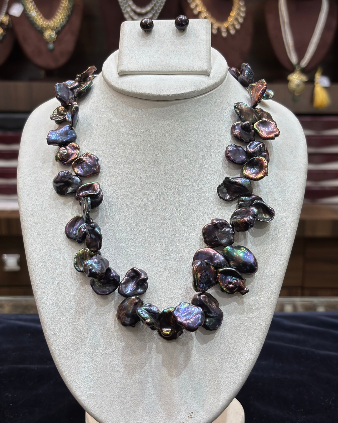 Dark Peacock Pearl Necklace