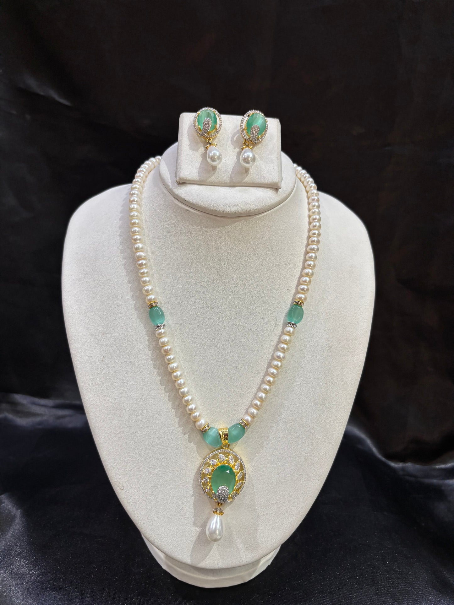 Premium Mint Green Pearl Pendant Set – Code 50041