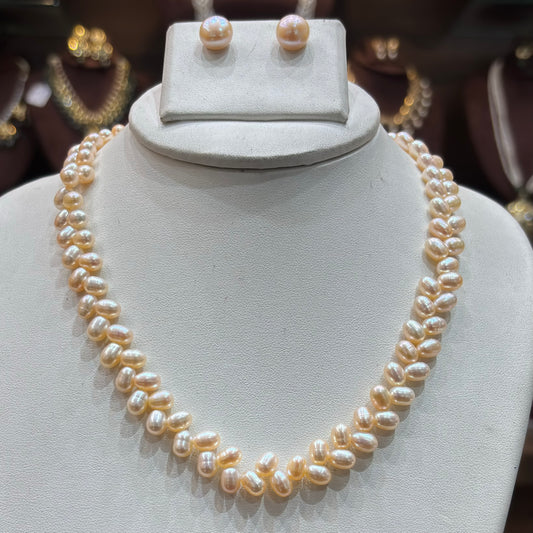 Golden Pearl Collar Necklace