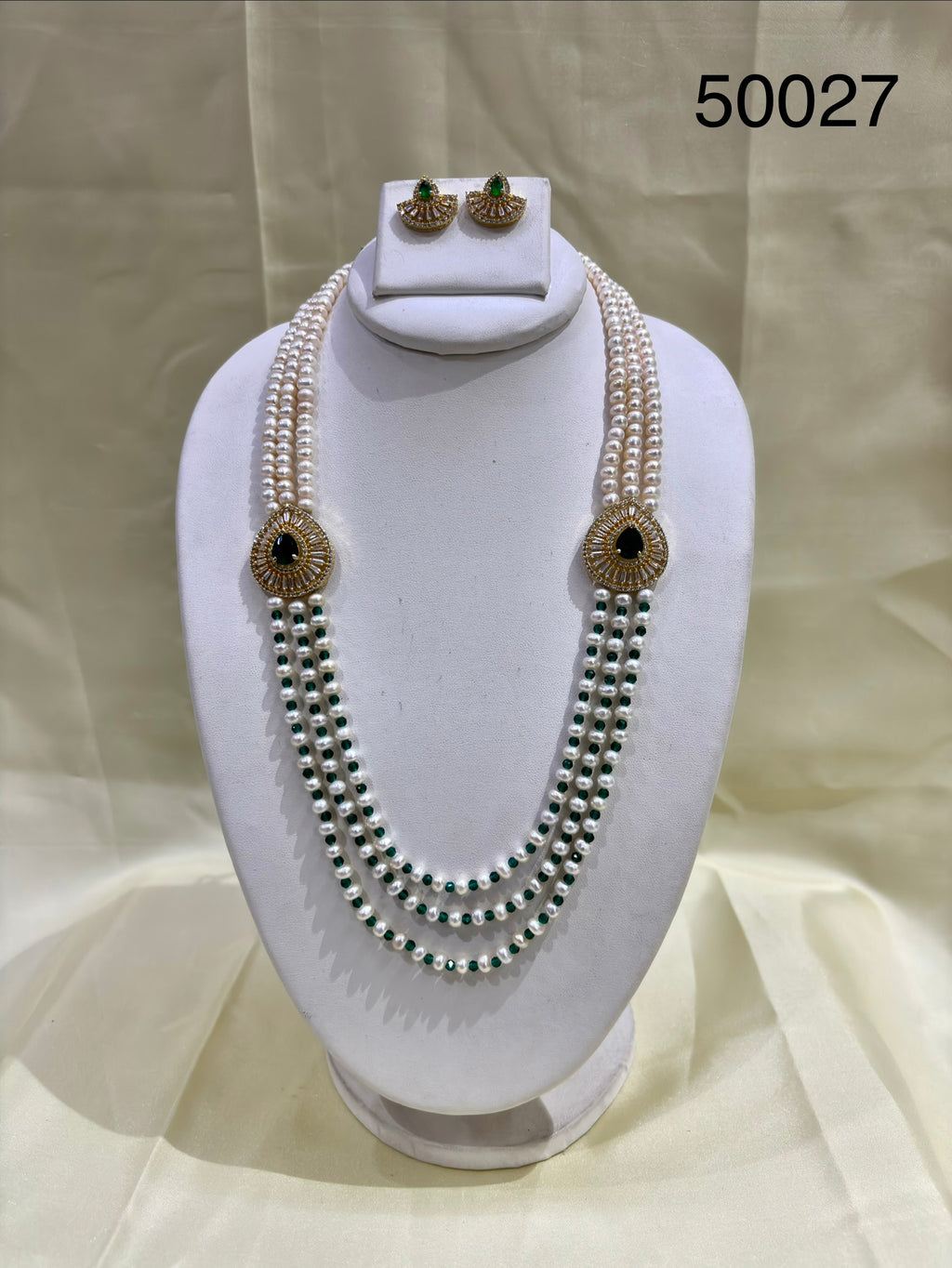 White & Green Pearl Multi-Strand Necklace Set