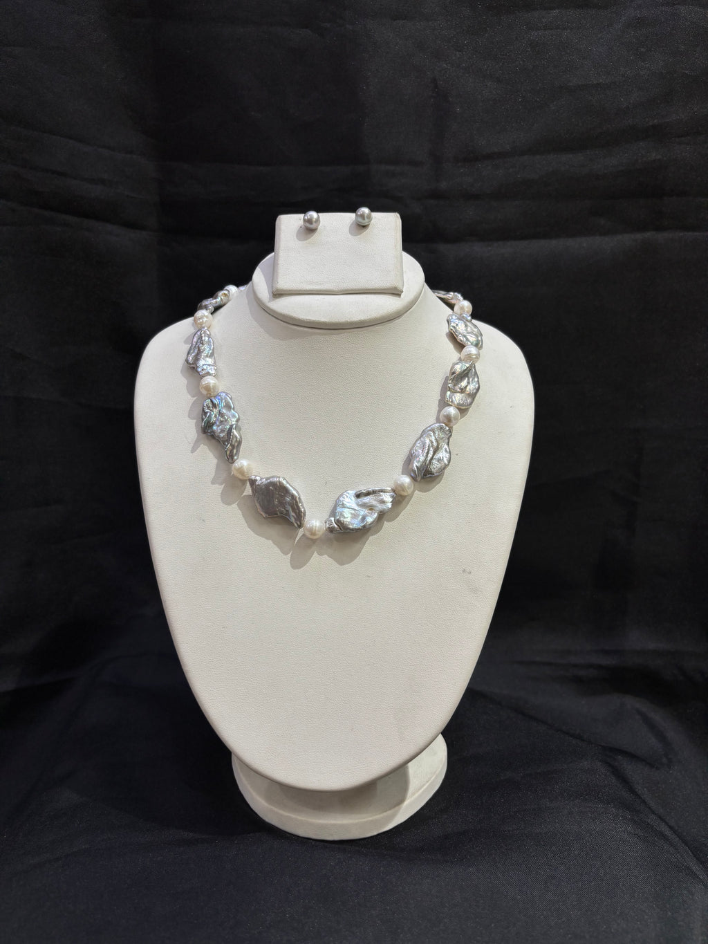 Baroque Pearl Statement Necklace Set – Code 50066