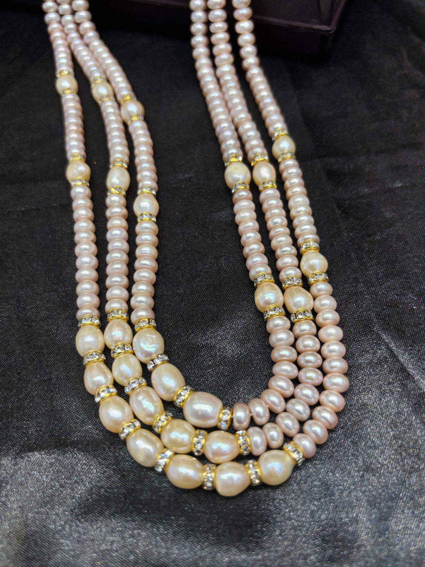 Premium 4 Layer Freshwater Pearl Necklace Set