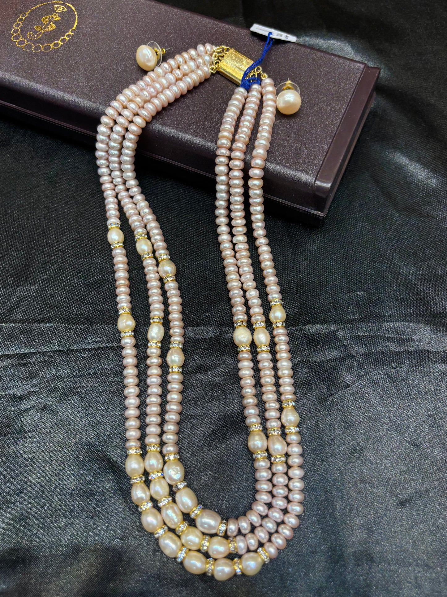 Premium 4 Layer Freshwater Pearl Necklace Set
