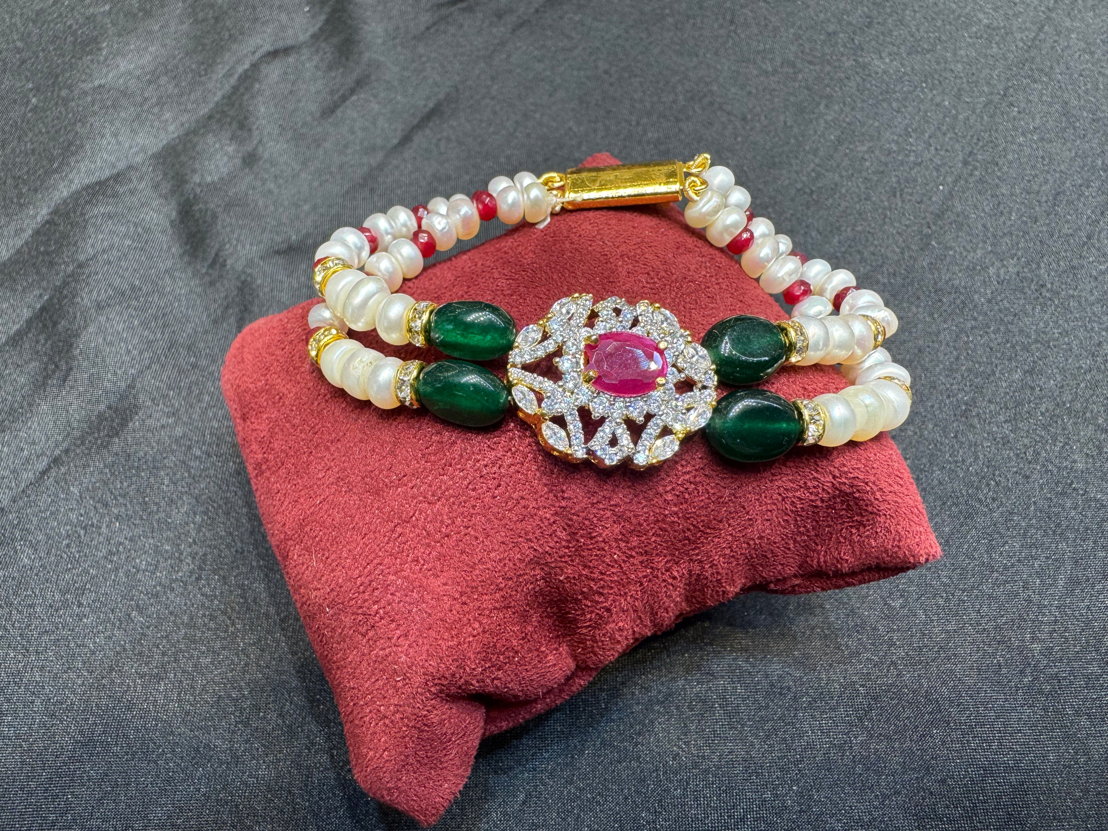 Pearl bracelet Multi colour