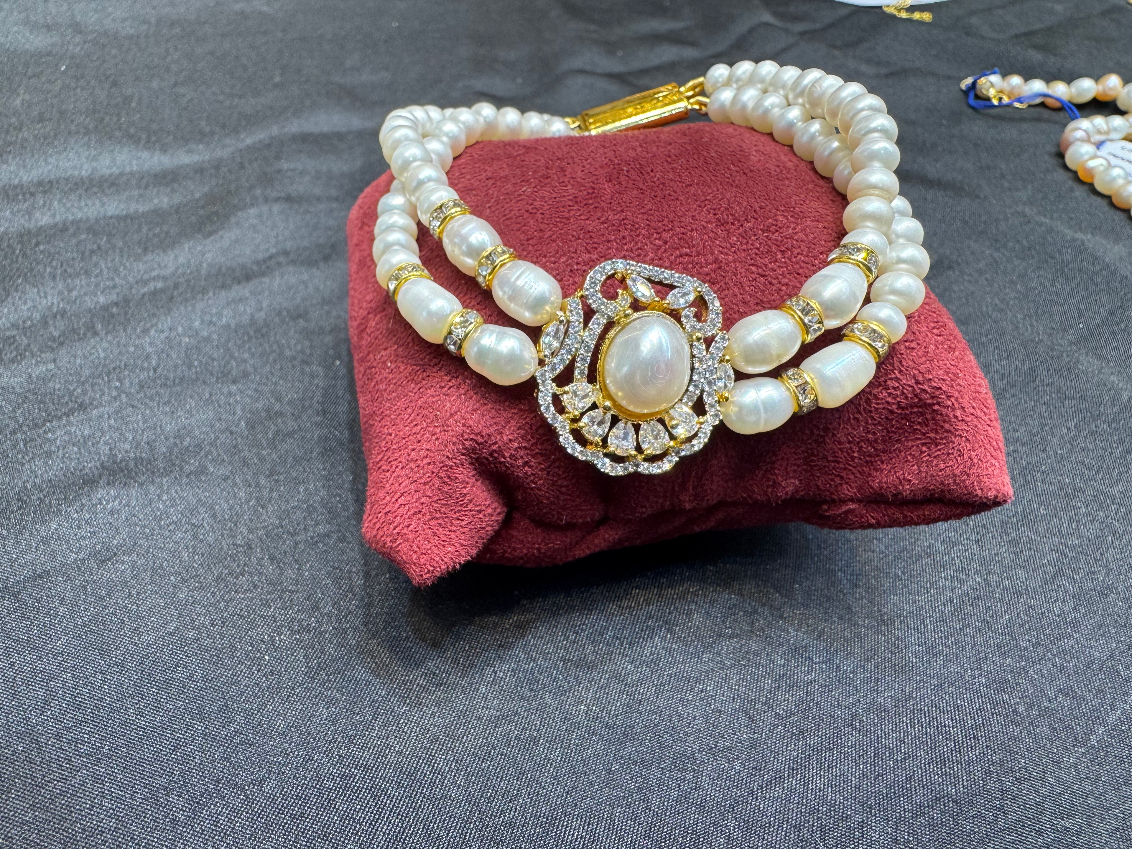 Soni traditional pearl bracelet