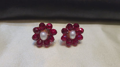 Everyday Pearl Red Flower Earrings