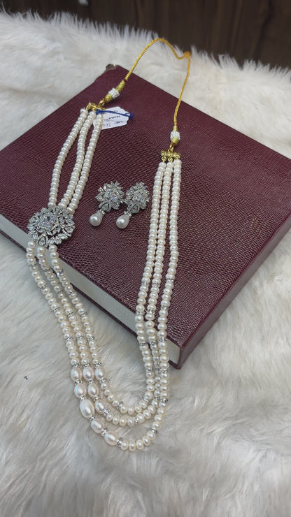 Floral Majesty Pearl Necklace Set