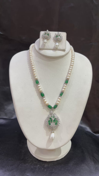 Freshwater Pearl Necklace Set with Emerald Green Designer Pendant – Code 50024